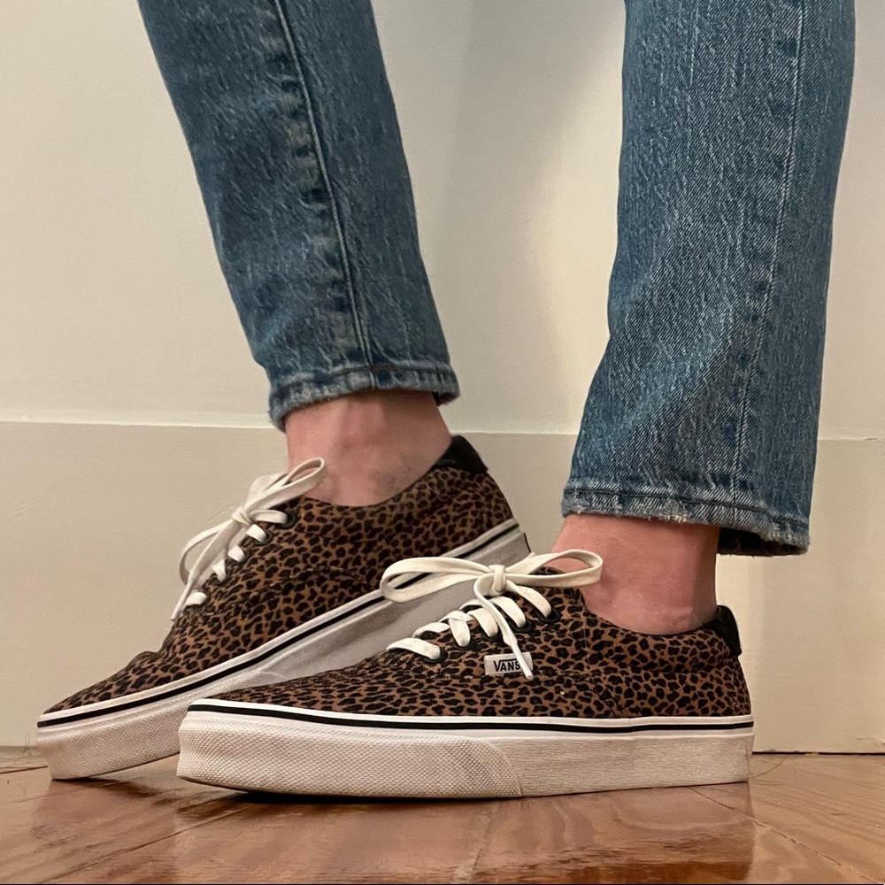 Leopard print Vans